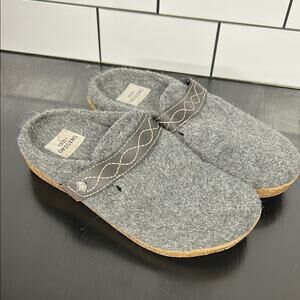 EARTH ORIGINS Jaylen Women's Fabric Slip On Mules Shoes Rubber Sole Sz 6.5